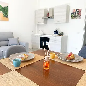  Bed & Breakfast La Casetta Di Matteo - Sciuti Italia